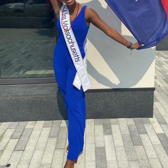 Blue V Neck Jumpsuit with pockets - Picture 3 of 5